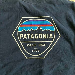 Long sleeve Patagonia shirt. Navy. Very comfortable.